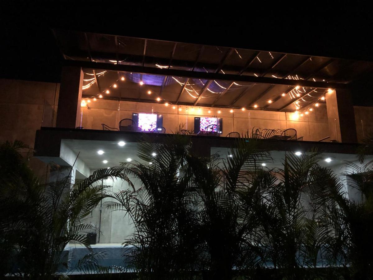 ميريدا Hotel Suites La Negra Boutique المظهر الخارجي الصورة