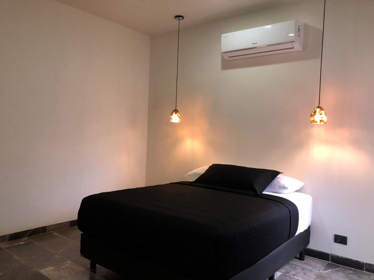 ميريدا Hotel Suites La Negra Boutique المظهر الخارجي الصورة